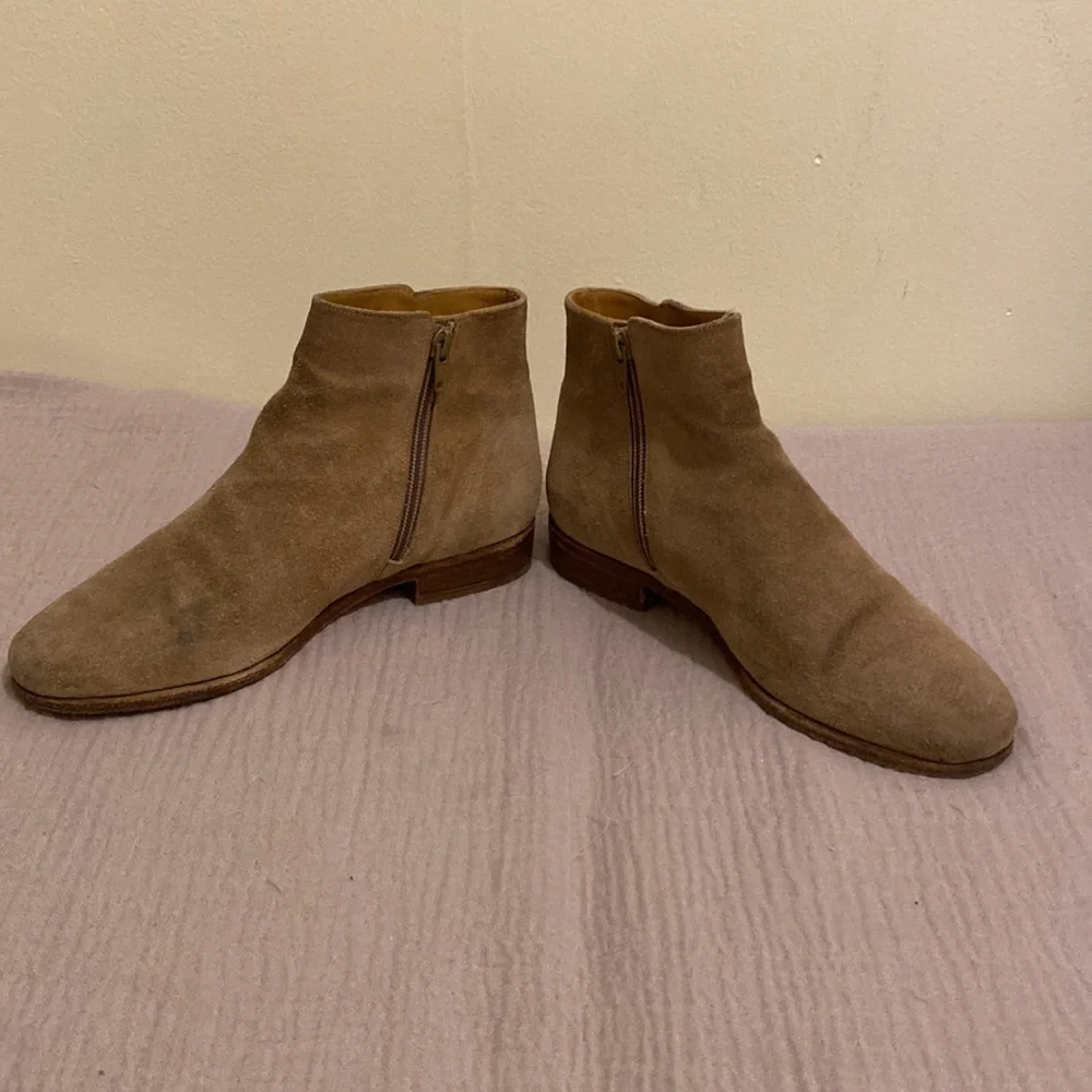 Sezane Stylish Suede Leather Tan Suede Ankle Boots. Size 38